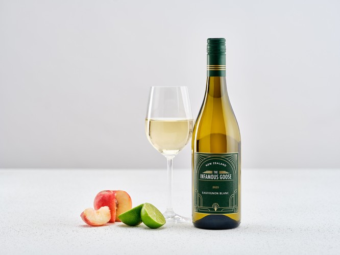 Infamous Goose Sauvignon Blanc Lifestyle Bottle Image